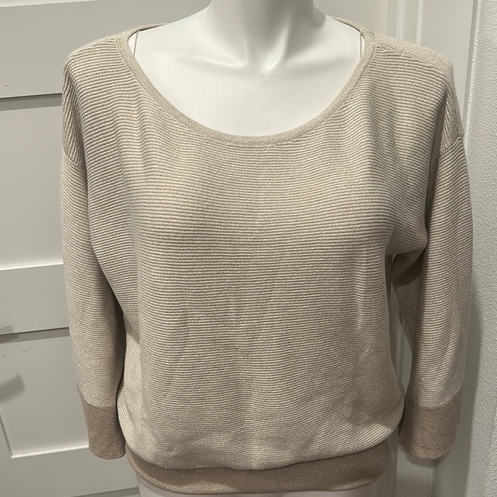 White House Black Market Cream Crew Neck Sweater with Ribbed Texture Size XL